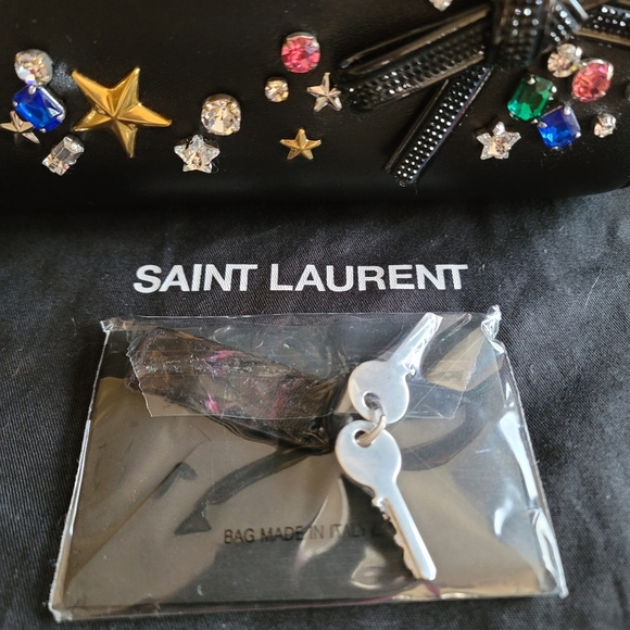 Yves Saint Laurent Nano - Picture 12 of 15